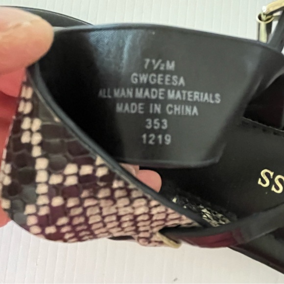 Guess Black/Tan Snake Geesa Round-Toe Slip-On Sling Toe-Loop Strap Sandal W 7.5 - Picture 11 of 12